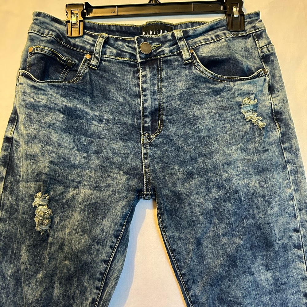 Men’s Blue Distressed Jeans
